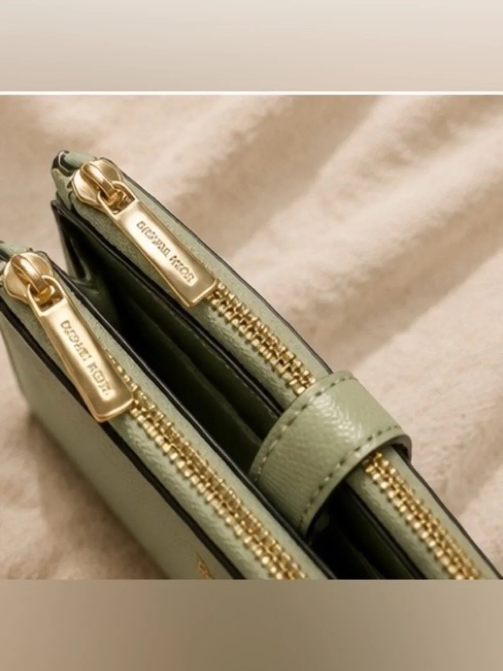 Michael Kors Jet Set Double Zip Phone Wallet Wristlet Light Sage NWOT